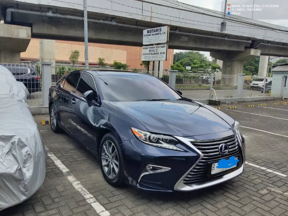 Lexus ES300H A/T 2017