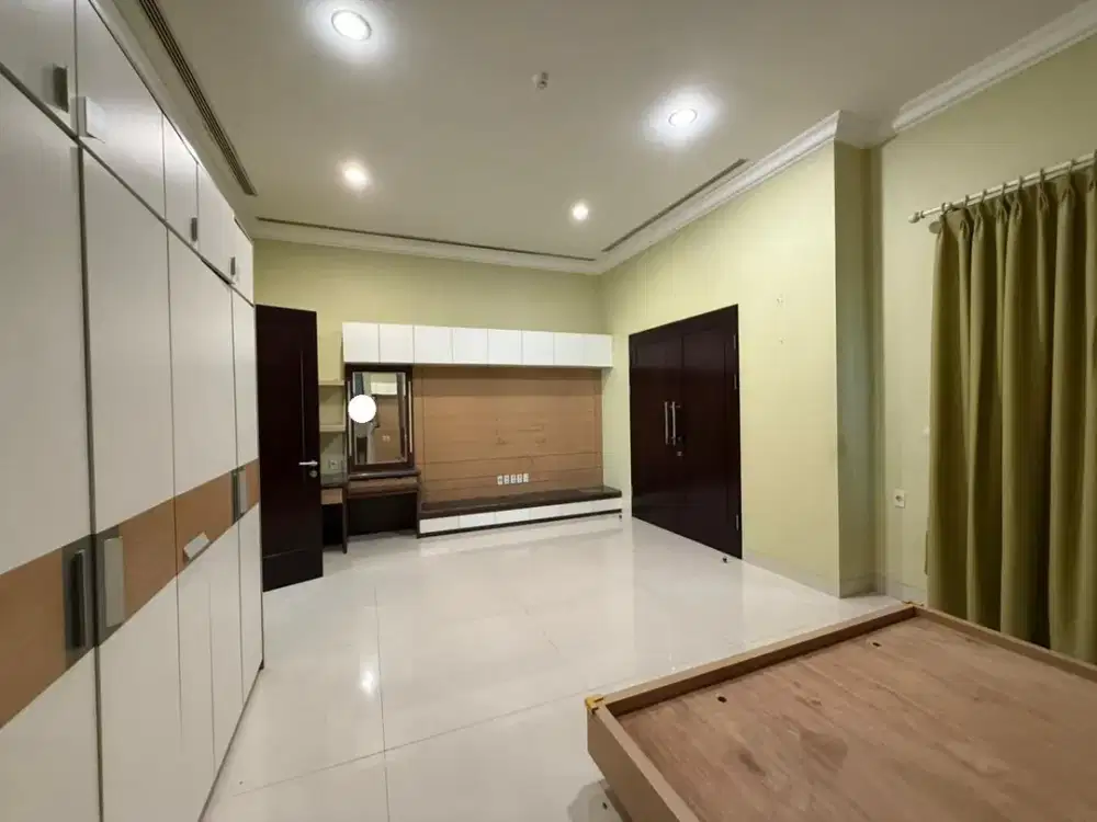 Ss.3875 - Murah !! Dijual Rumah Mewah Luas 12x35 Semi Furnish Siap Huni di Sunter Danau Indah