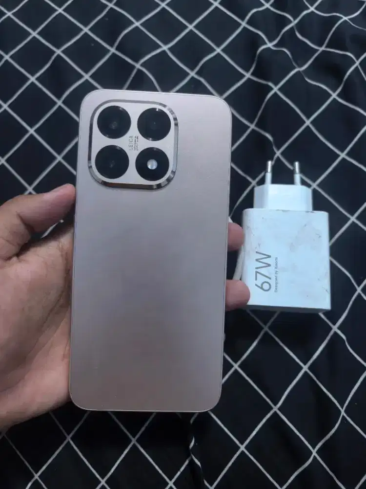 Xiaomi 15T 12/512(Hp+Charger ORI) No Minus