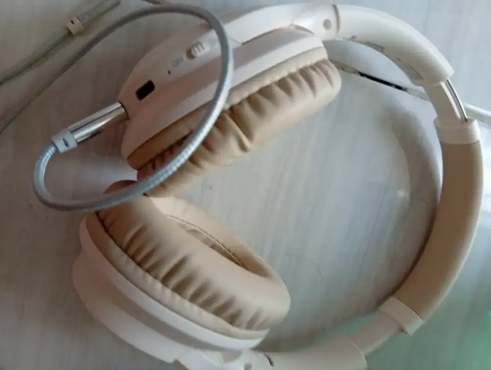 Jual headset bluetooth no kabel merek ROBOT NEW GRESS BARU BLOM DIPAKE