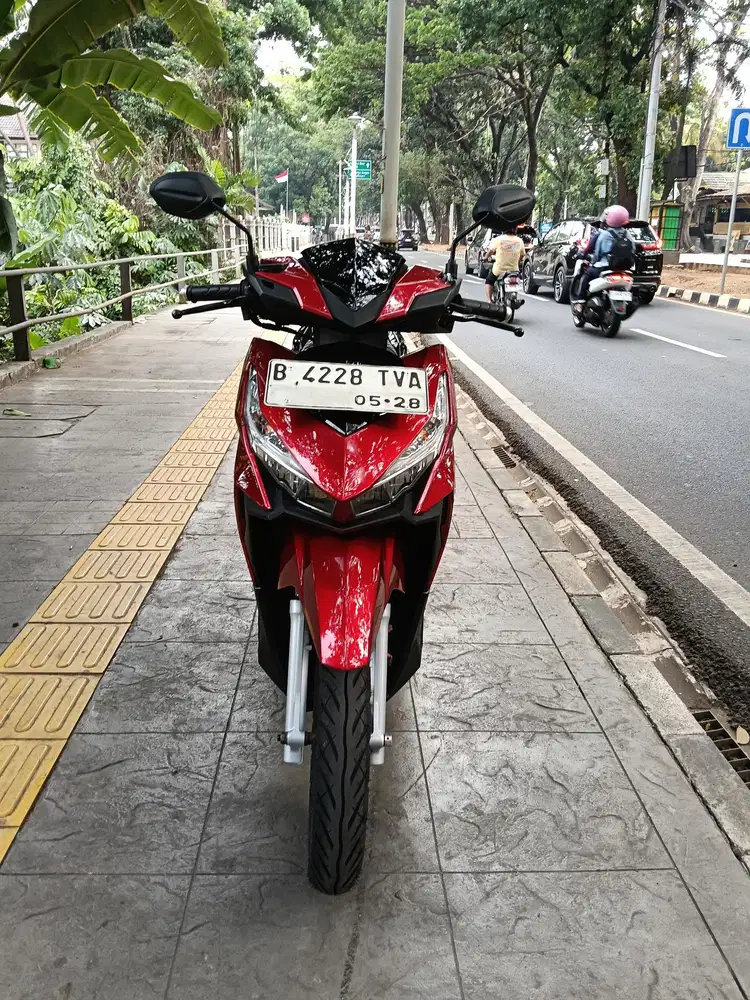 DIJUAL CASH HONDA VARIO LED OLD 125 CBS ISS THN 2018 PJK IDUP