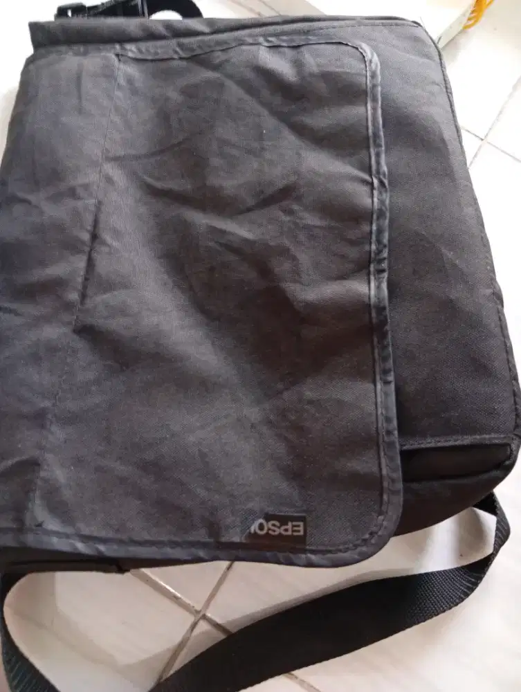 Dijual tas bag buat laptop mini dll bisa bag tas soundcars bisa tas hp