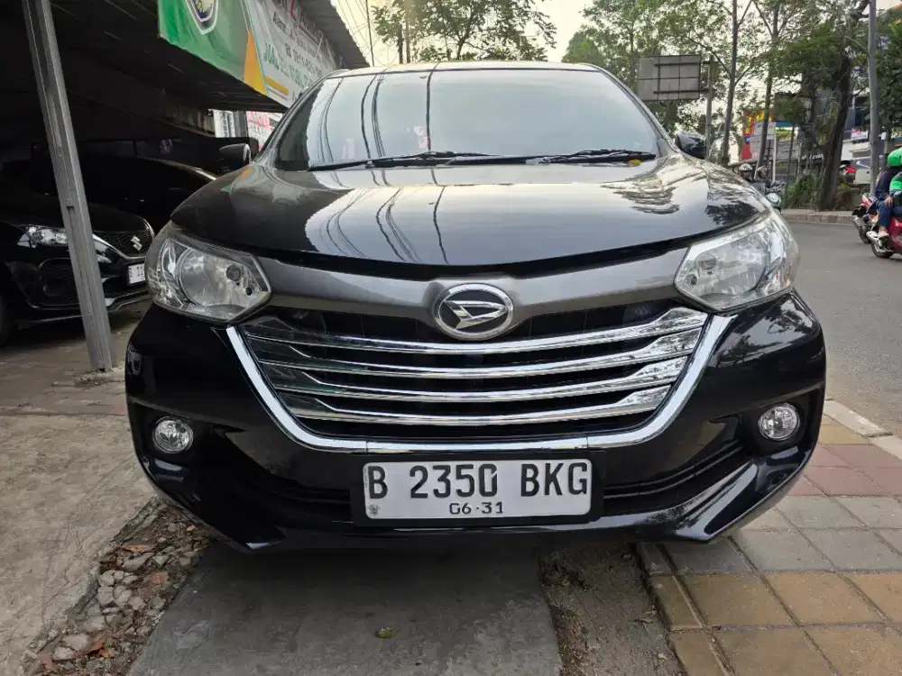 XENIA M MANUAL 2016
