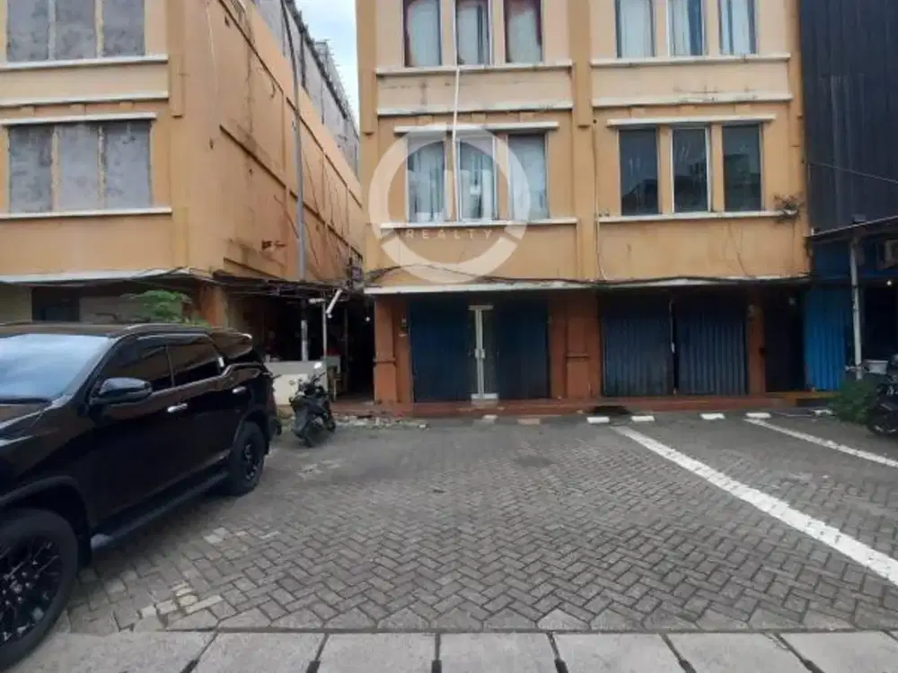 Ruko Disewakan 3 Lantai di Kokan Permata Kelapa Gading Jakarta Utara