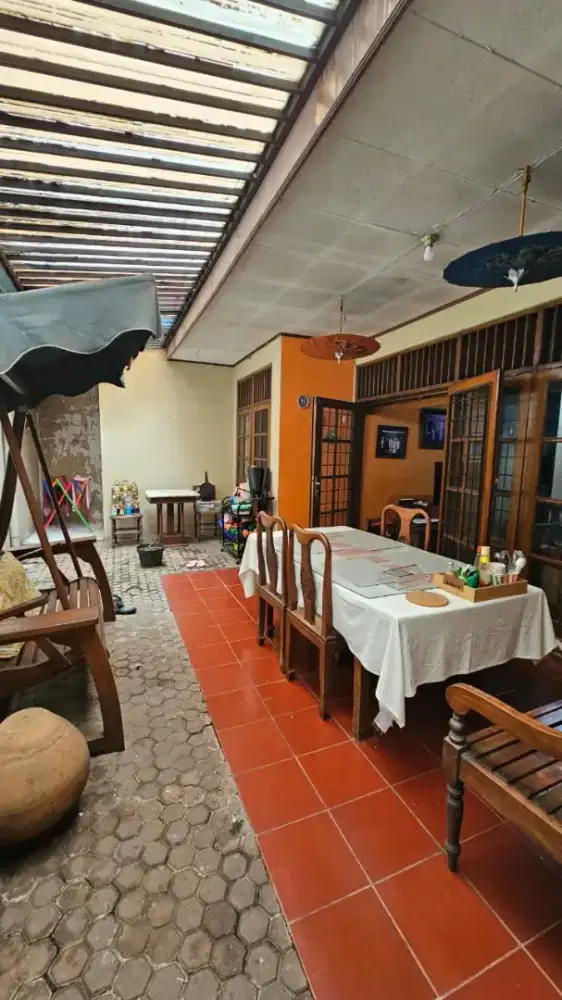 IP3155: Rumah Lama Komplek Kavling Polri Jelambar
