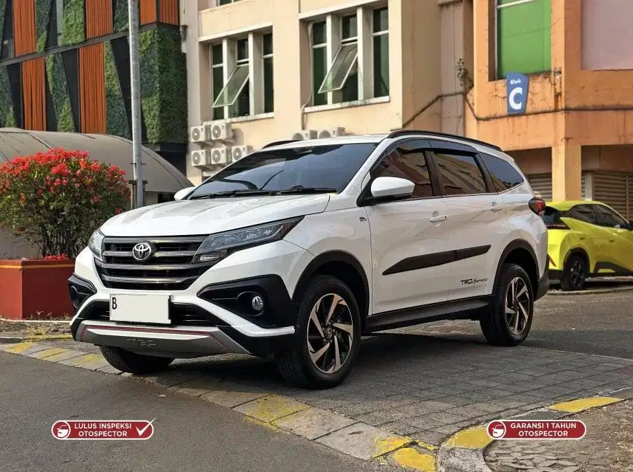 2018 Toyota Rush S Trd 1.5 AT Putih Km 70rb Service Record Tdp 22jt