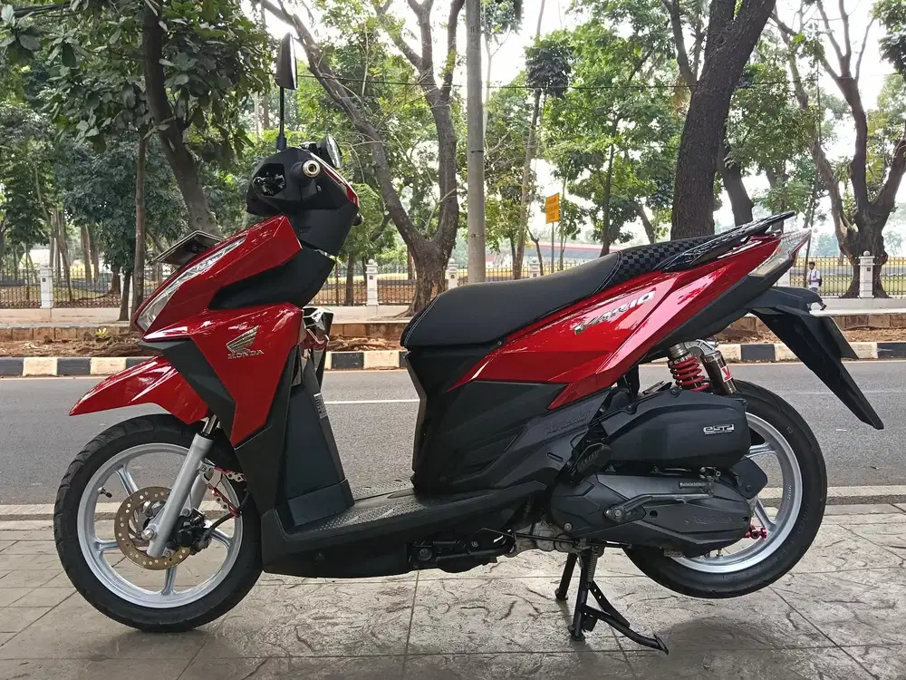 DIJUAL CASH HONDA VARIO 125 LED OLD CBS ISS THN 2018 PJK IDUP
