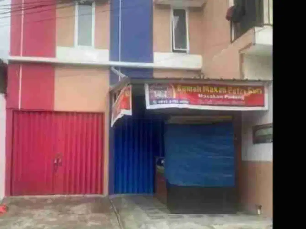 Ruko cakep strategis harga terjangkau cuma 600juta ,lokasi pinggir jalan