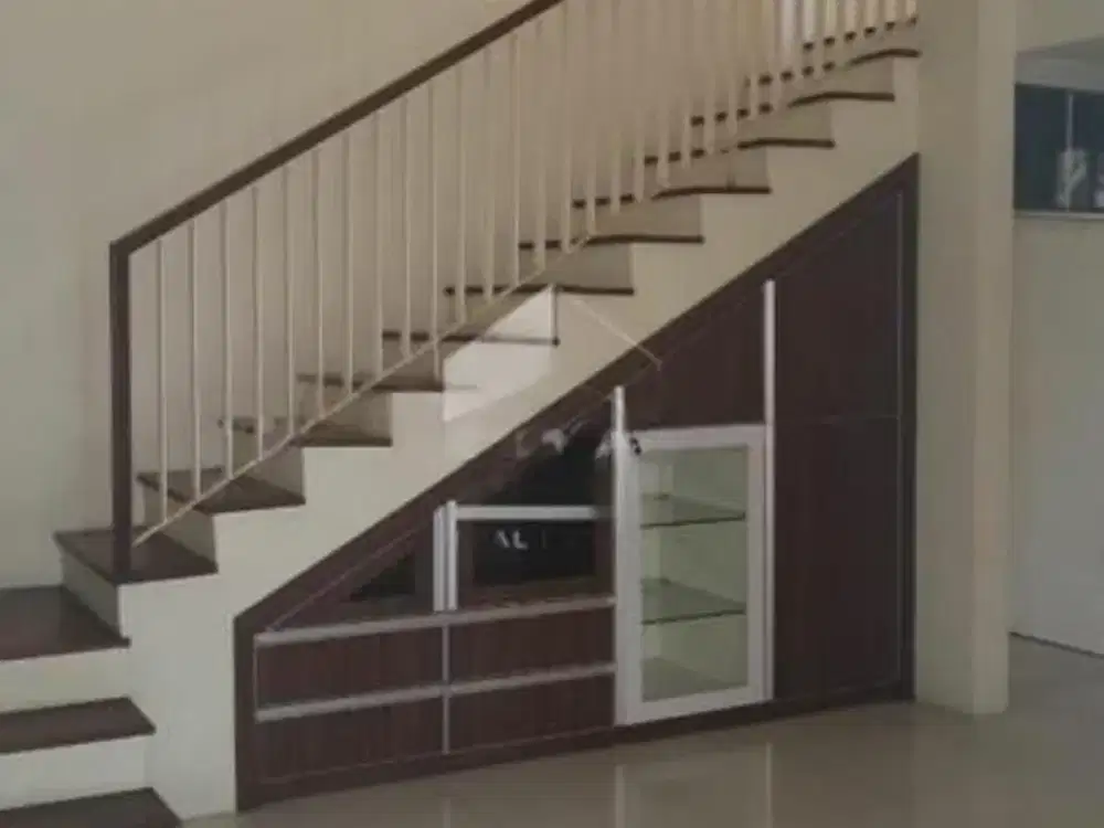Dijual Rumah Jl. Mampang Prapatan Jaksel
