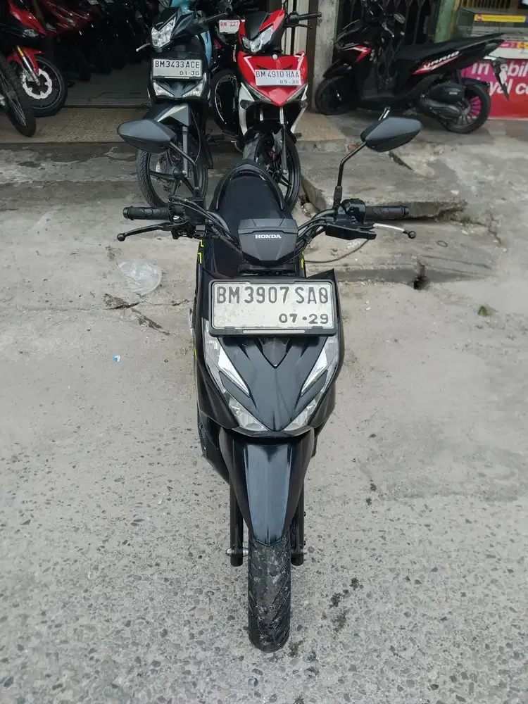 Dijual cepat Honda beat sreat tahun 2024