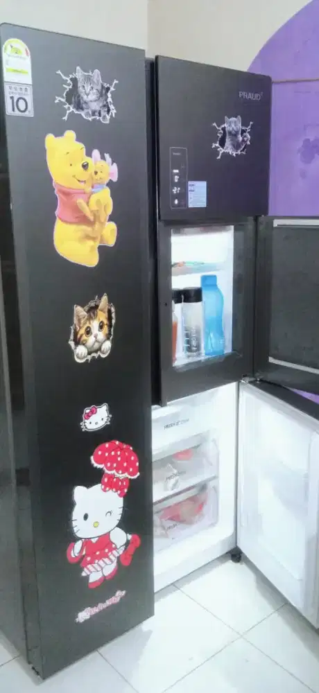 Bu Kulkas Sidebyside PRAUD(brand LG)3 pintu plus minibar(blm setahun)