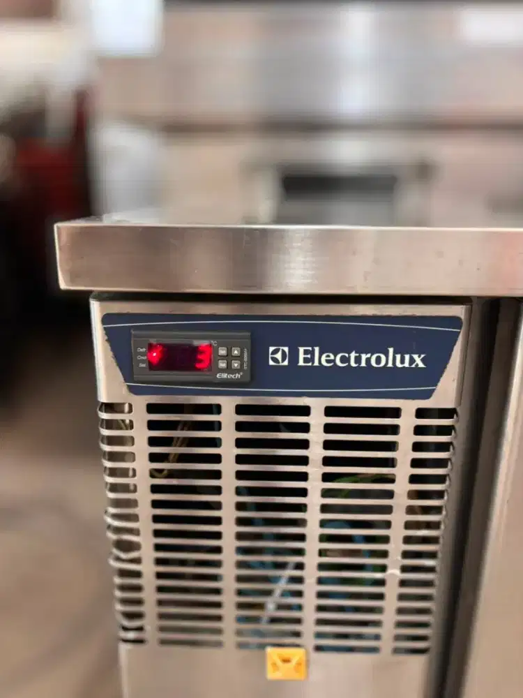 Electrolux undercounterchiller