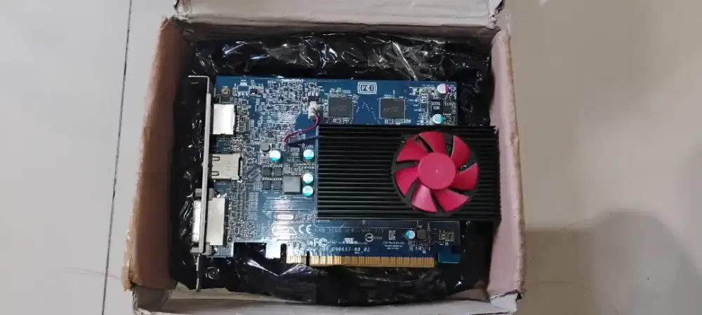 VGA AMD Radeon R9 M360 4gb