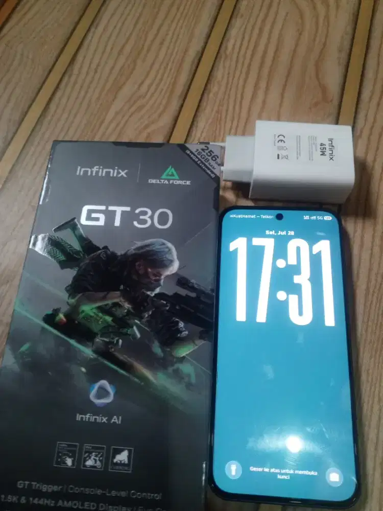 Infinix GT 30 ram 8+8/256 GB Gress 5G,mediatek D 7400