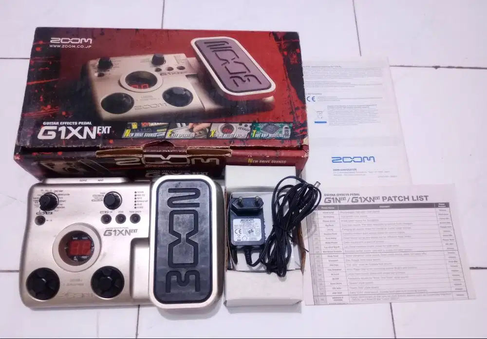 Efek Gitar Zoom G1XNext Fullset