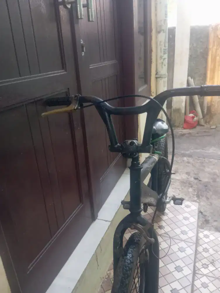 Di jual sepeda BMX