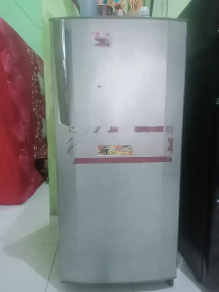 Di jual Kulkas 1 pintu merek LG
