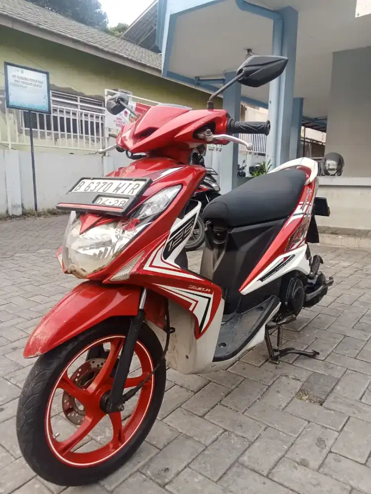 Dijual cepat motor Yamaha Xeon RS 2013 pajak hidup plat b Tangsel