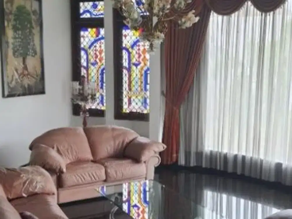 Dijual Rumah di jln Kintamani Bukit Gading Villa Kelapa Gading