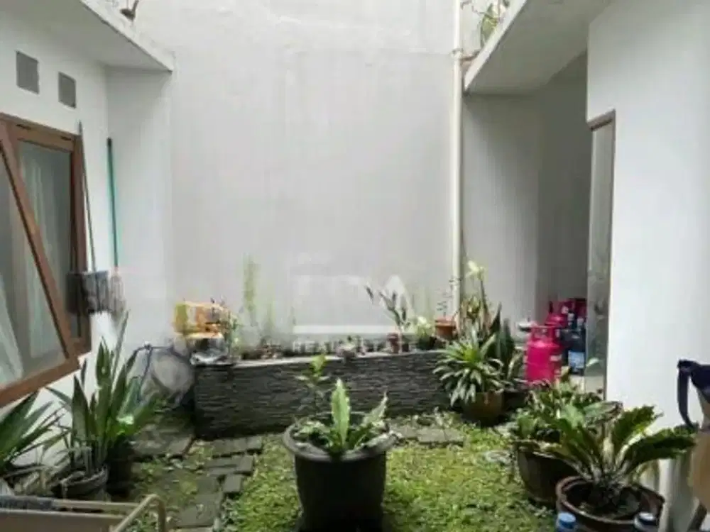 Rumah di Tebet Utara lokasi prime