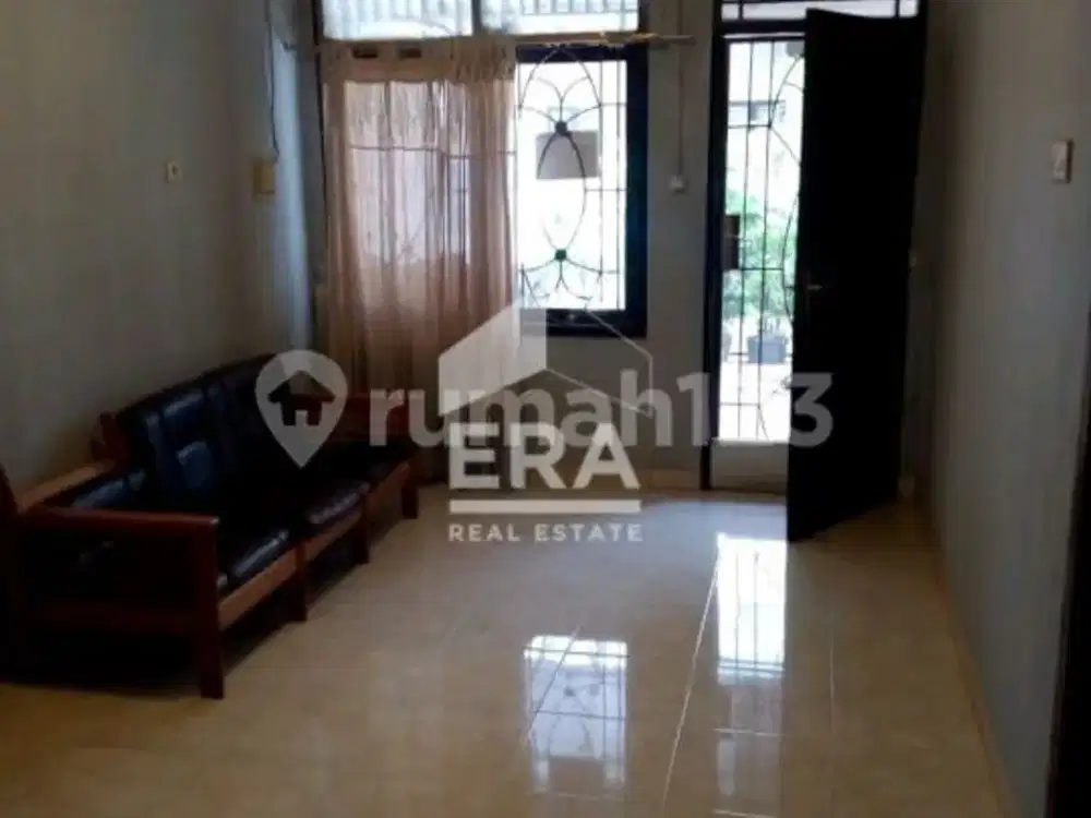 rumah tinggal janur kuning kelapagading