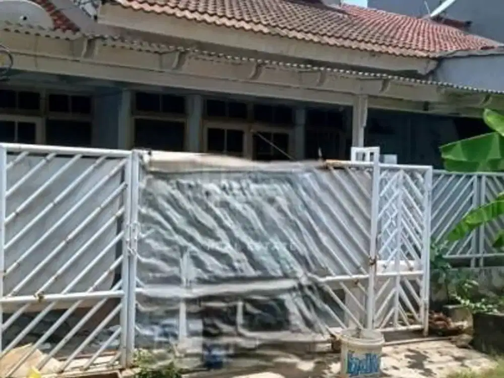 Rumah Tua hitung Tanah di Kelapa Nias lokasi strategis