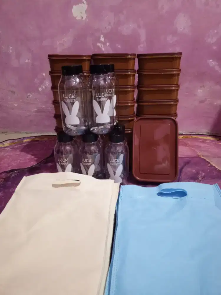 Jual tepak makan dan botol minum kondisi baru
