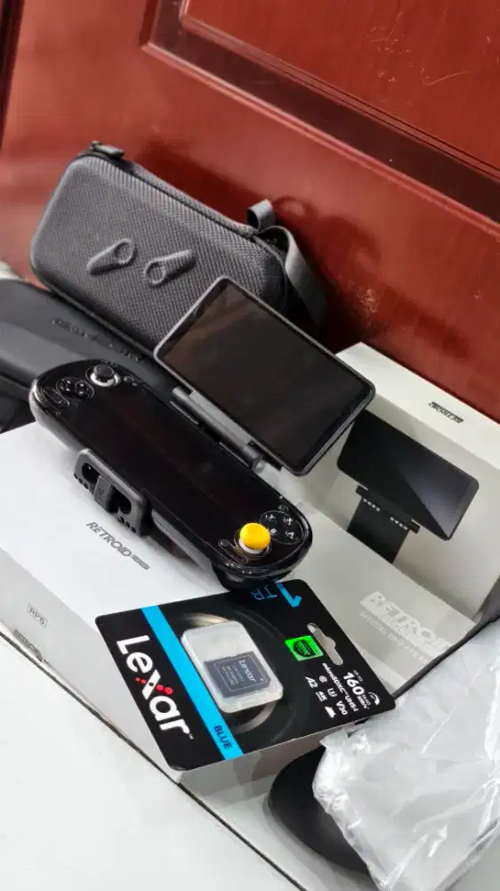 Retroid Pocket 6 12/256GB (Paket Lengkap Tinggal Main)
