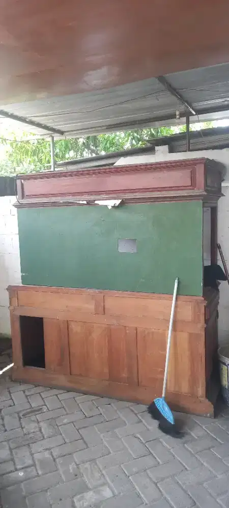 Jual barang bekas