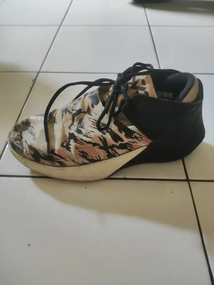 Nike Jordan size: 41  ORI minus dus aja