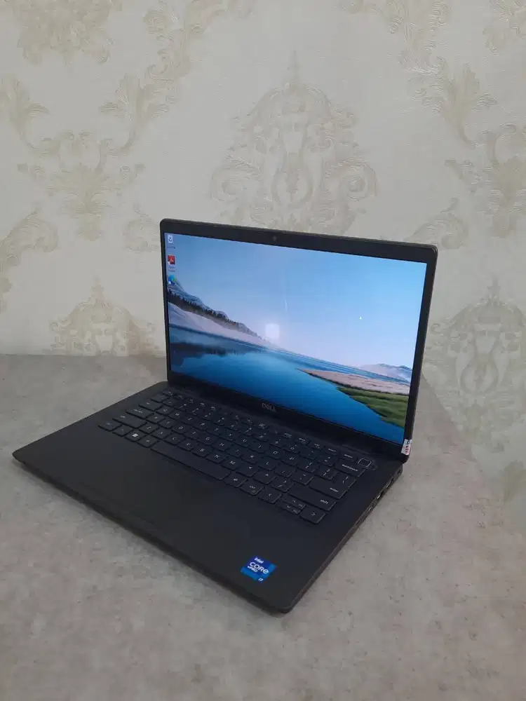 LAPTOP MURAH DELL Latitude 7320 Core i7-1185G7 16GB RAM 256GB 13.3”
