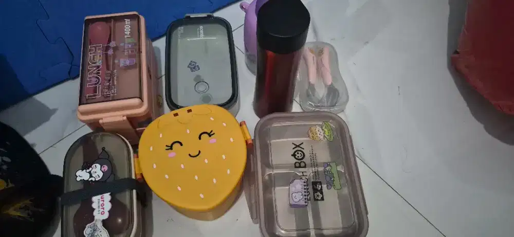 Kotak makan Anak