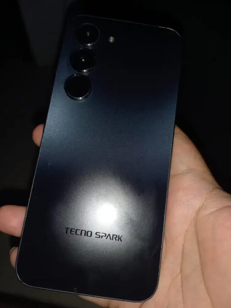 Tecno spark 40 pro 8/128gb Hitam