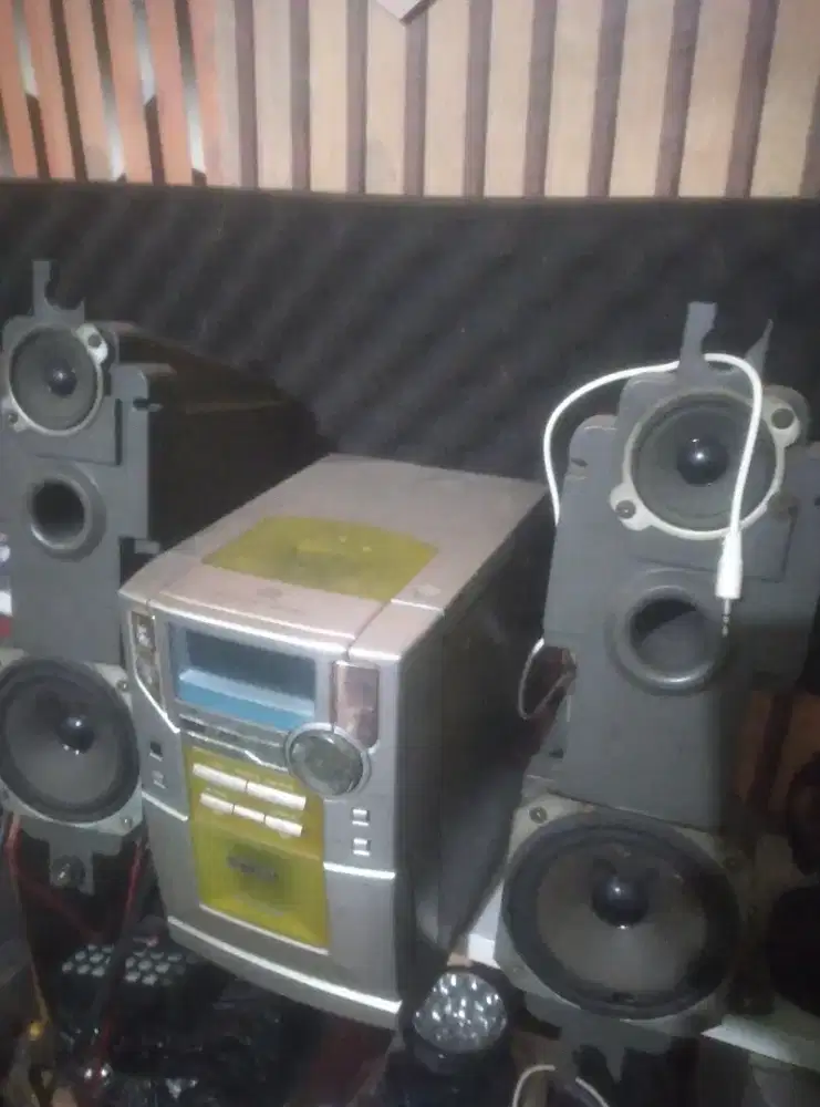Ampli philip dqn speker.aux ke hp dan radio aja.jernih ngebas