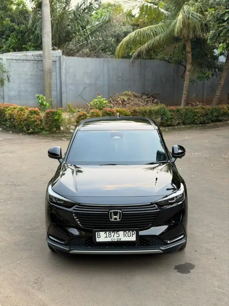 Honda HRV SE Hitam Low KM 2023