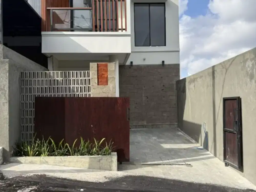 FOR SALE RUMAH READY UNIT 3BR KAWASAN SUPER STARTEGIS DI DENPASAR BARAT