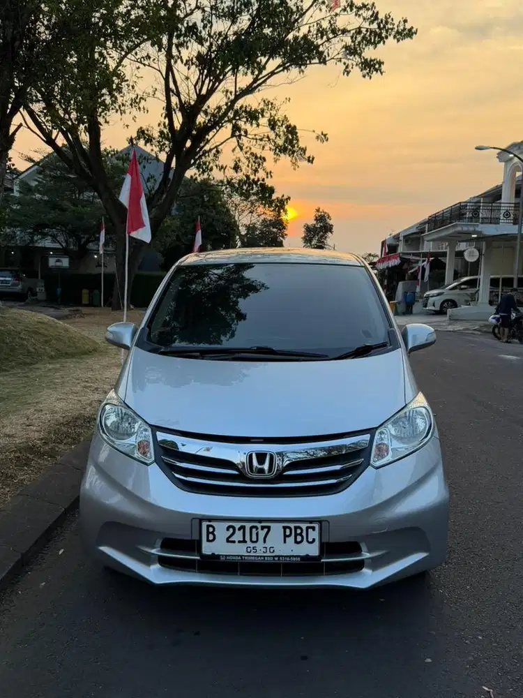 Freed PSD 2012 Facelift KM 45 ribu