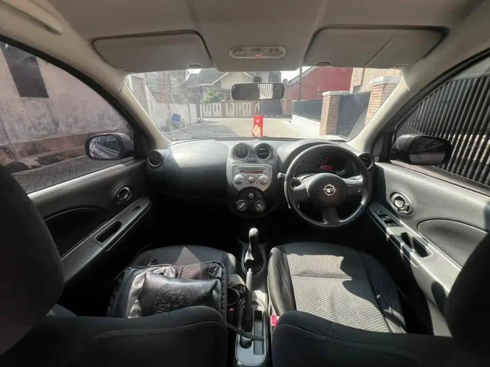 NISSAN MARCH L mt