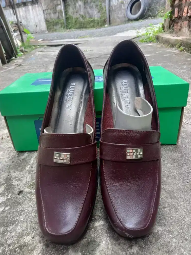 Sepatu pantofel sepatu kerja wanita