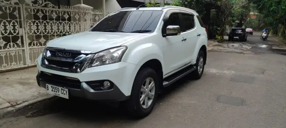 Isuzu mu-x 2015 matic diesel