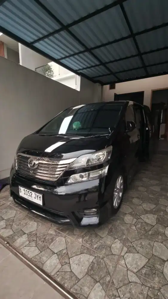 Toyota Vellfire Prem Sound tt Odyssey rb1