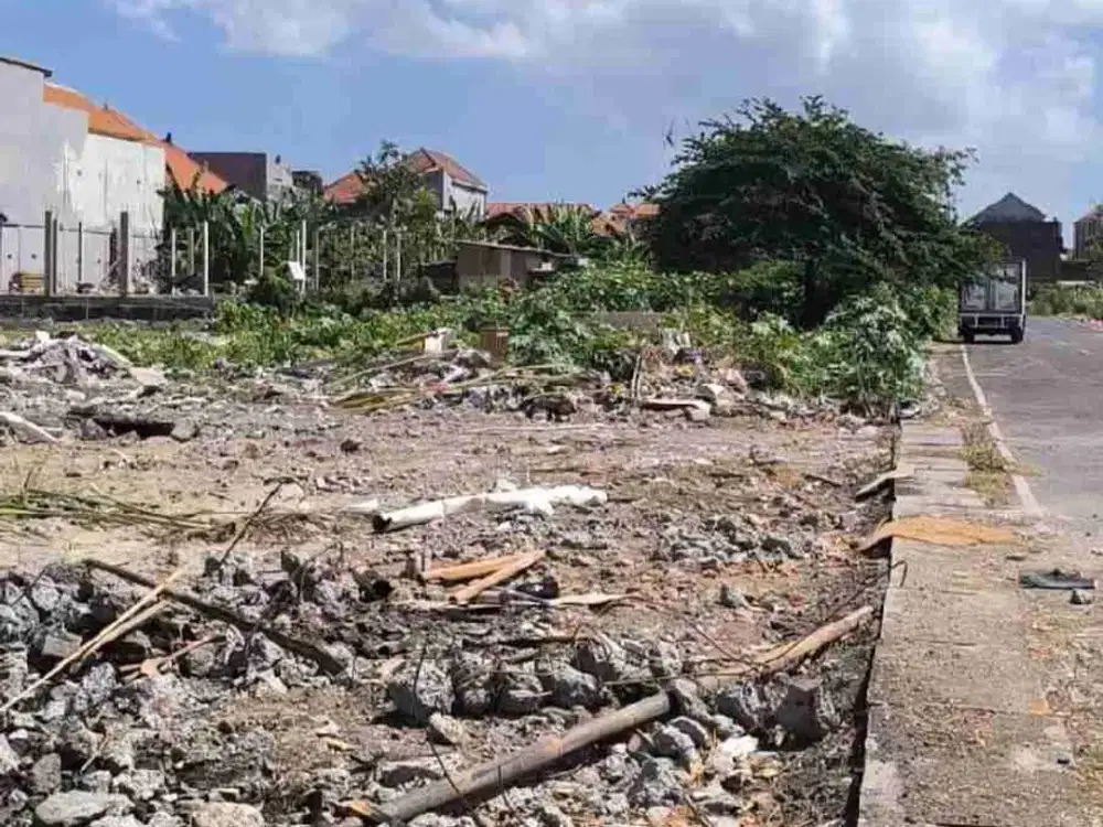 Tanah Merdeka Raya Kuta Bali Belakang Siloam