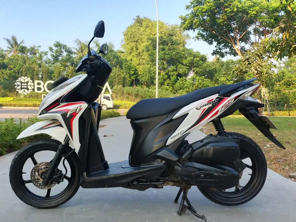 Honda Vario 125 CC kzr fi esp 2014 stater halus mulus terawat
