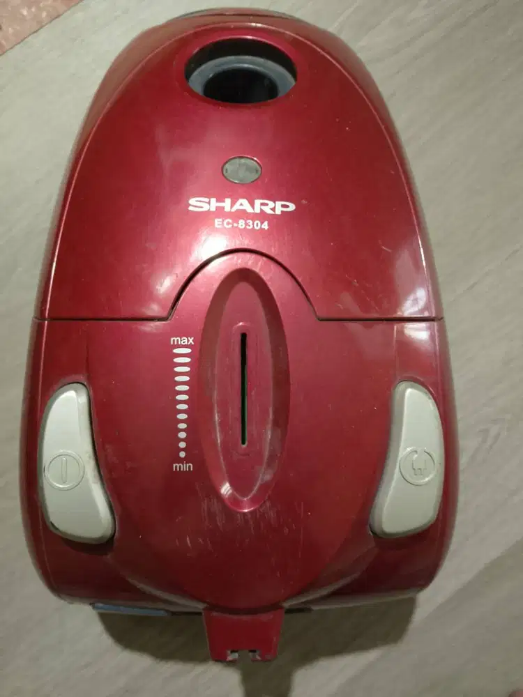 Vacum merk Sharp masih lengkap