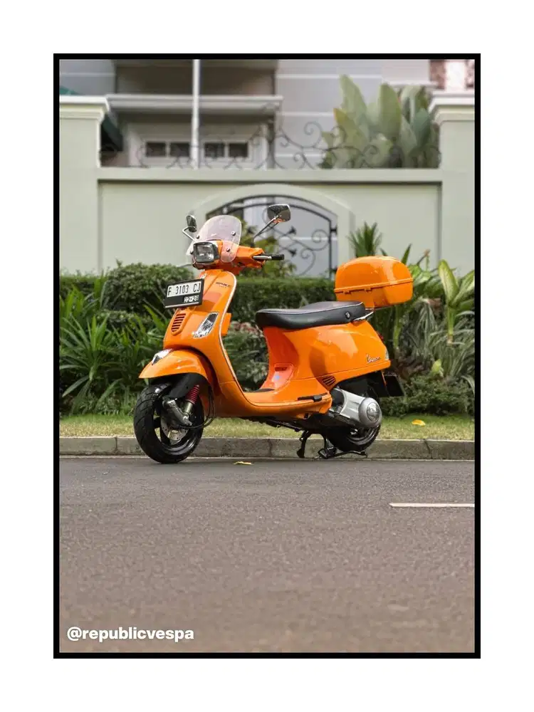 TERMURAH PIAGGIO VESPA S 150 2V TAHUN 2012 WARNA ORANGE