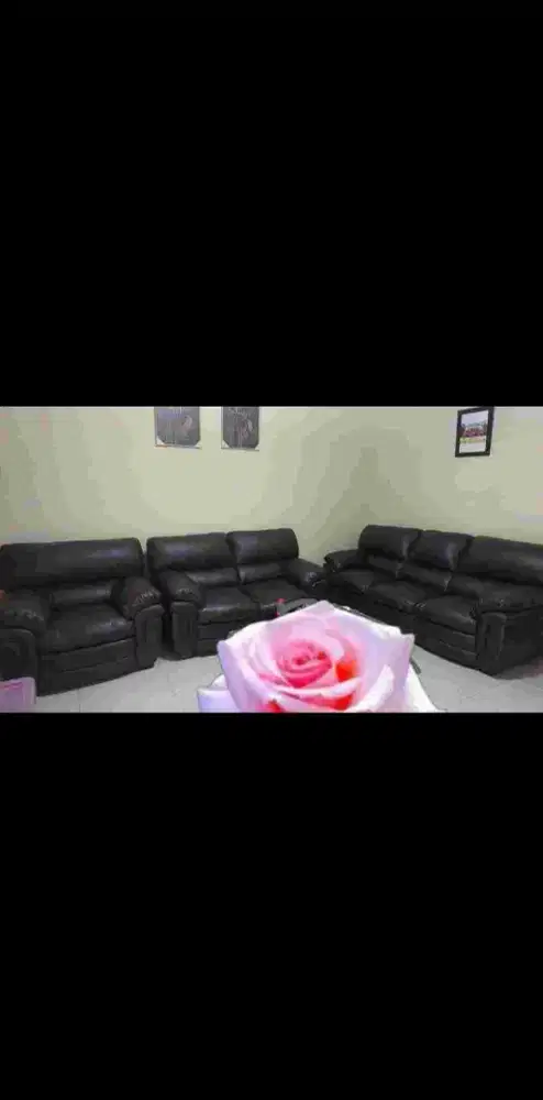 Dijual sofa tamu pemakaian baru 1 thn