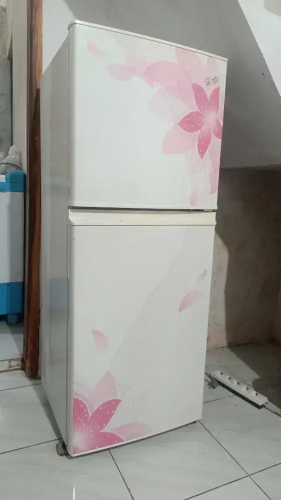 Kulkas 2 pintu Sharp