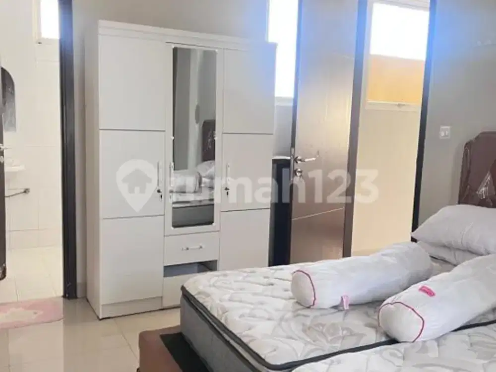 Jual Cepat.....Rumah Cantik Siap Huni........3 Kamar di Jakarta Garden City