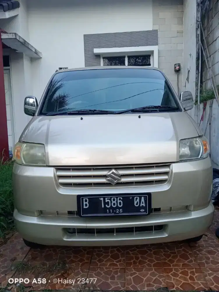 Dijual cepat mobil Suzuki APV 2005 tipe L