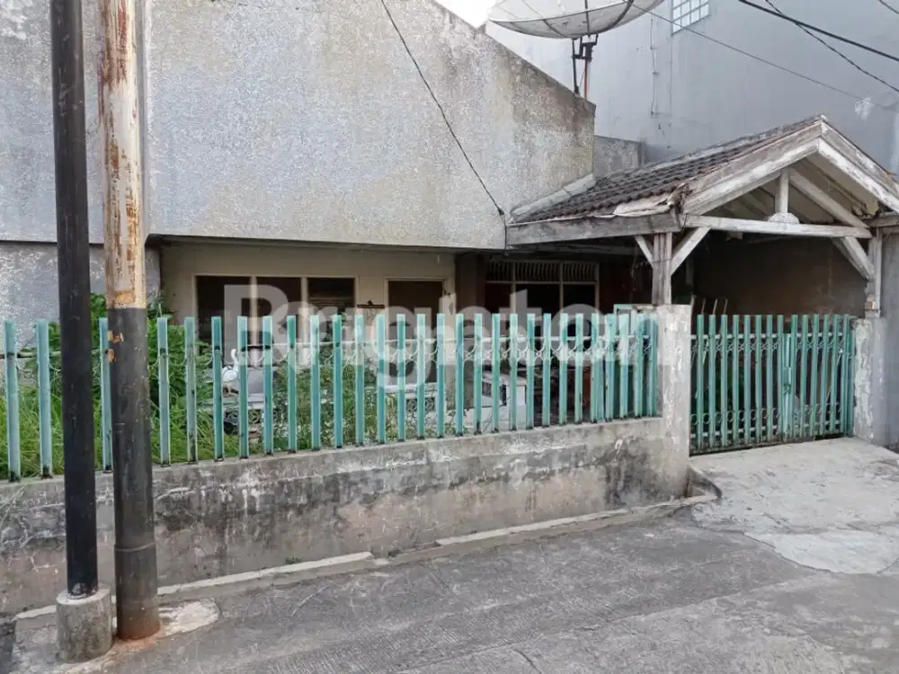 Rumah Tua Hitung Tanah Murah Banget di Kelapa Sawit Kelapa Gading